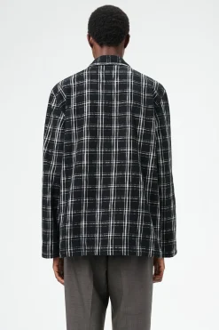 Black/White Helix Flannel