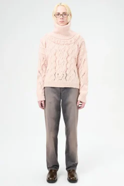Delicate Pink Fisherman Wool