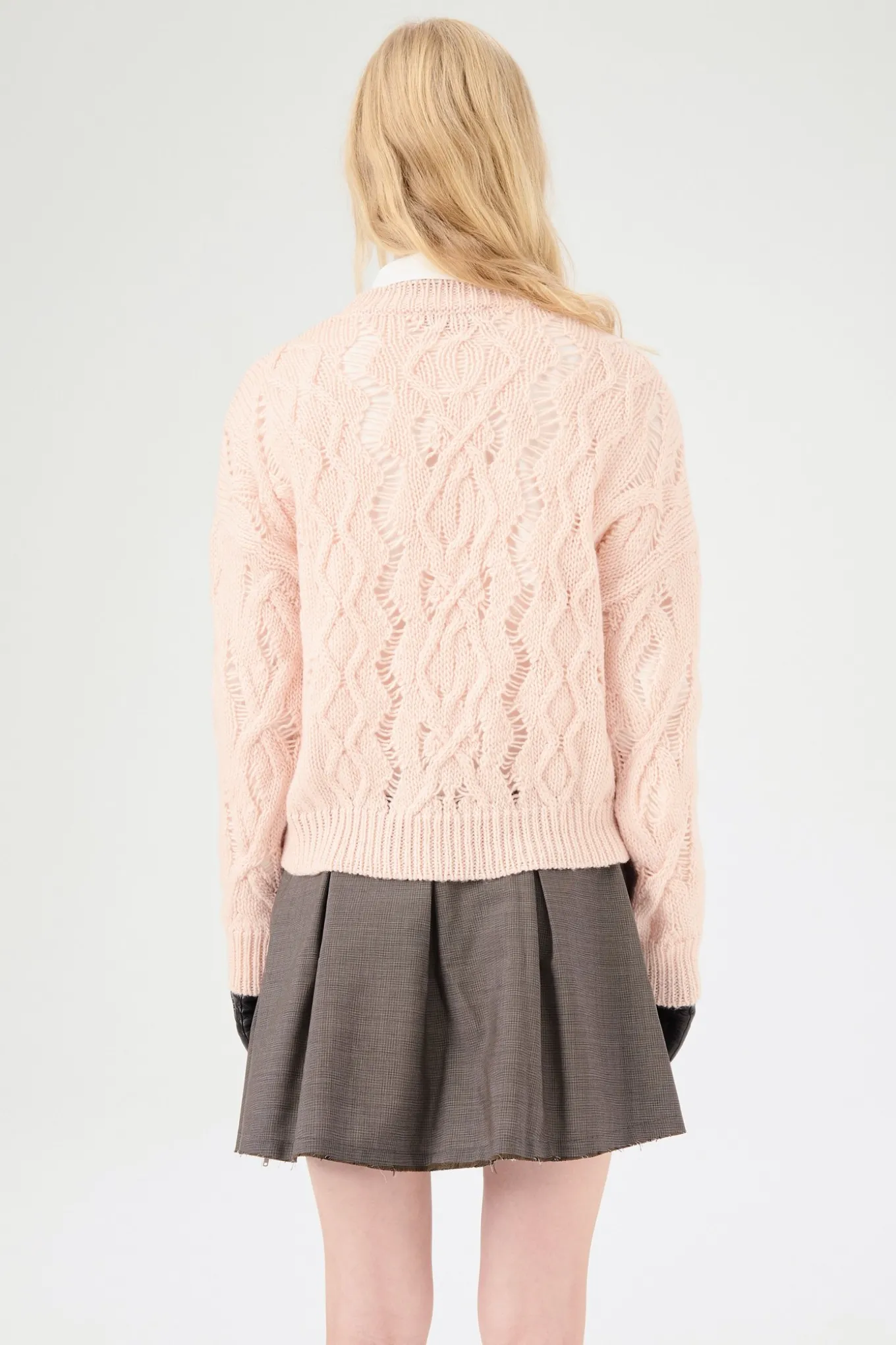 Delicate Pink Fisherman Wool