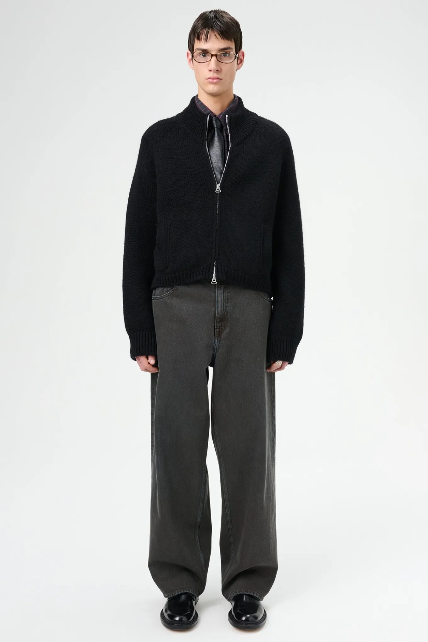 Jet Black Isels Wool