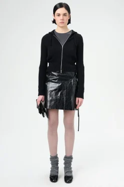 True Dye Black Leather