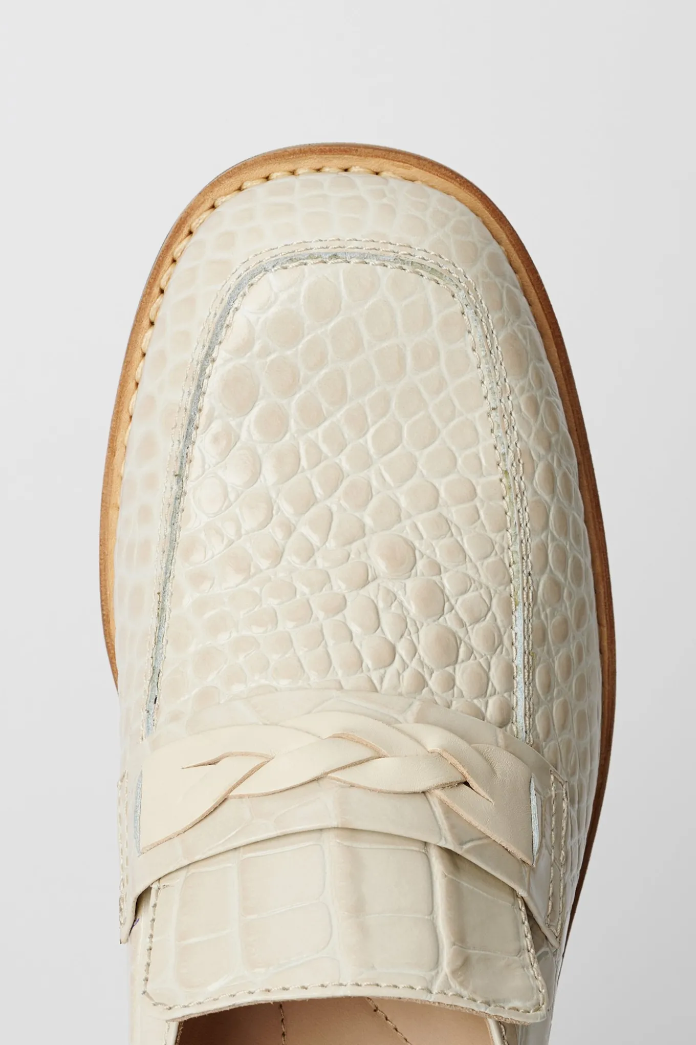 Vanilla Croc Bull Hide