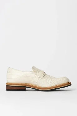 Vanilla Croc Bull Hide