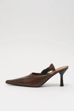 Woodstock Leather